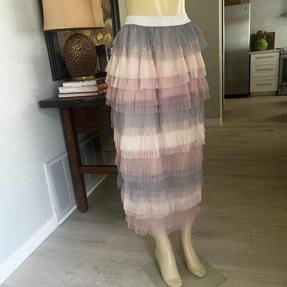 ALLISON New York: Multi Color / Multi Layer / Lined / midi length TULLE SKIRT - Picture 6 of 10